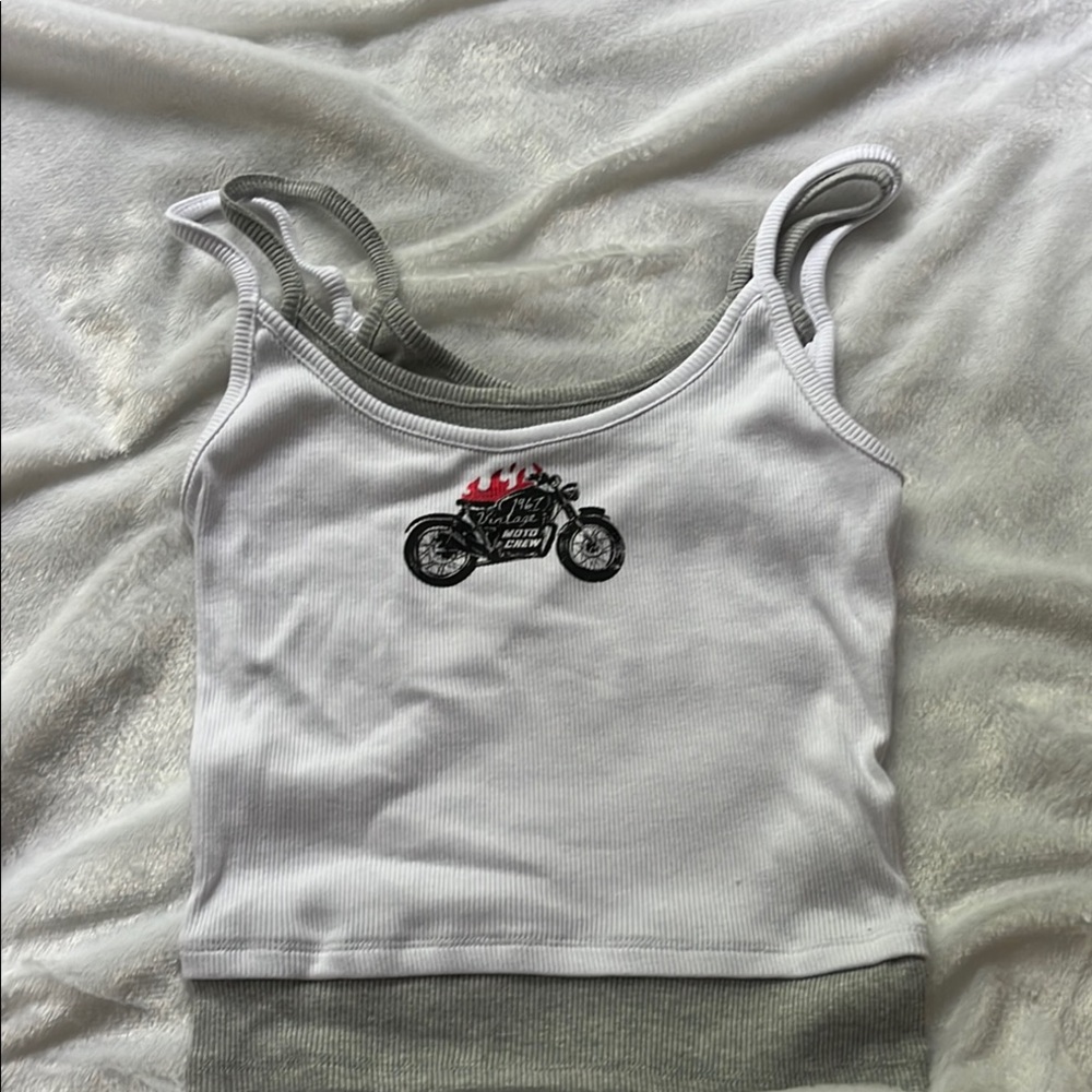No Boundaries Gray and White Tank Top never been worn